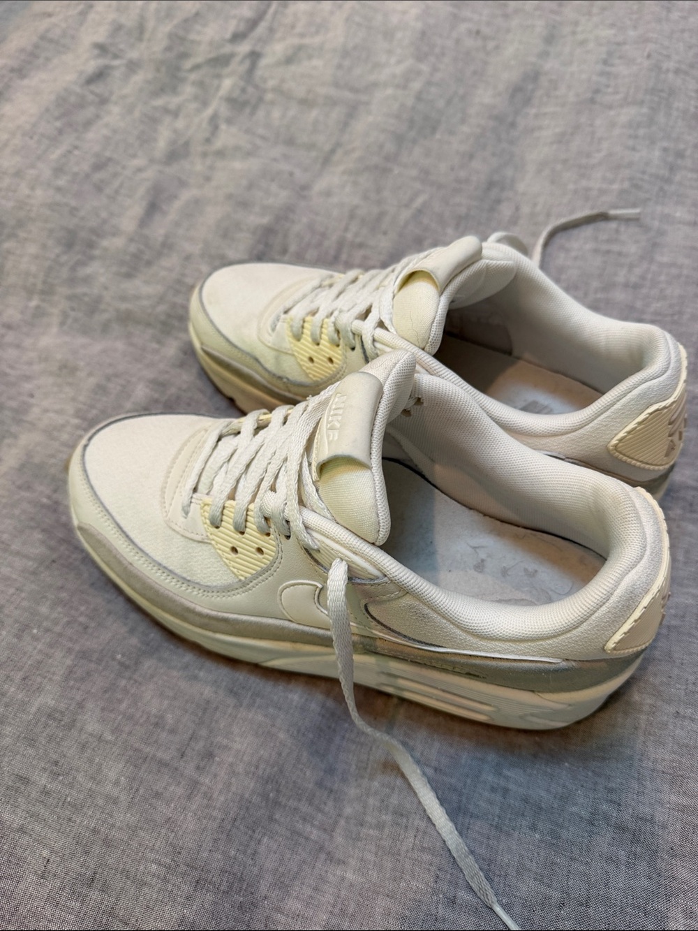 Nike Air Max Women’s Low-Top Sneakers — Cream & White - Picture 3 of 8